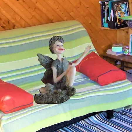 Chalet La Hulotte Foret De Broceliande בקתה Trehorenteuc